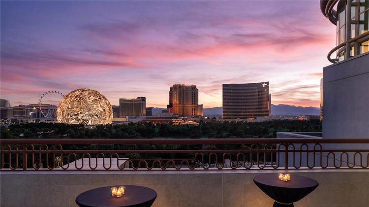 Embassy Suites Convention Ctr Las Vegas Room