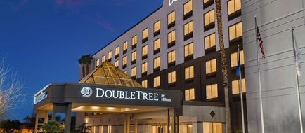 DoubleTree by Hilton Las Vegas Airport Exterior