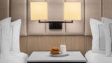 DoubleTree by Hilton Las Vegas Airport Room