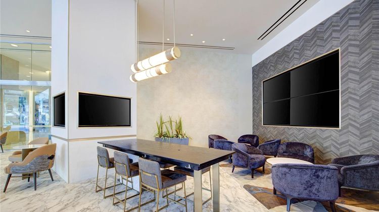 Hilton Grand Vacations Elara Ctr Strip Lobby