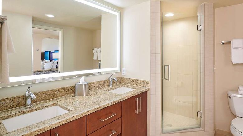 <b>Hilton Grand Vacations Club Paradise Room</b>. Images powered by <a href="https://iceportal.shijigroup.com/" title="IcePortal" target="_blank">IcePortal</a>.