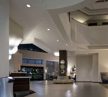 Embassy Suites by Hilton LAX North Lobby