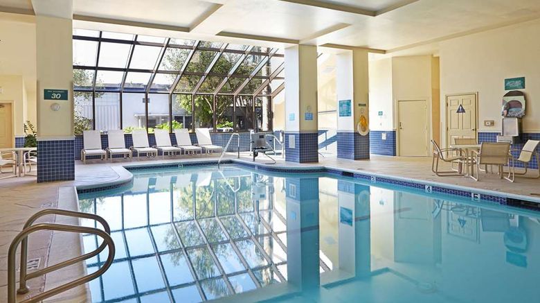 <b>Embassy Suites by Hilton LAX North Pool</b>. Images powered by <a href="https://iceportal.shijigroup.com/" title="IcePortal" target="_blank">IcePortal</a>.