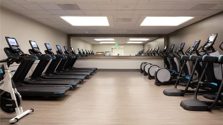 <b>Hilton Los Angeles Airport Health</b>. Images powered by <a href="https://iceportal.shijigroup.com/" title="IcePortal" target="_blank">IcePortal</a>.