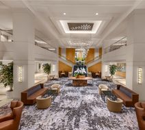 Hilton Los Angeles Airport Lobby
