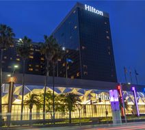 Hilton Los Angeles Airport Exterior