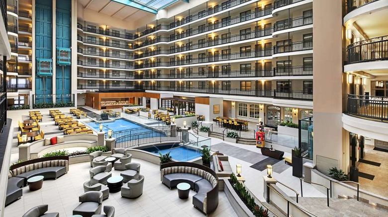 <b>Embassy Suites Anaheim North Lobby</b>. Images powered by <a href="https://iceportal.shijigroup.com/" title="IcePortal" target="_blank">IcePortal</a>.