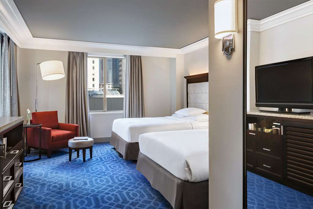 Hilton Checkers Los Angeles- Los Angeles, CA Hotels- First Class