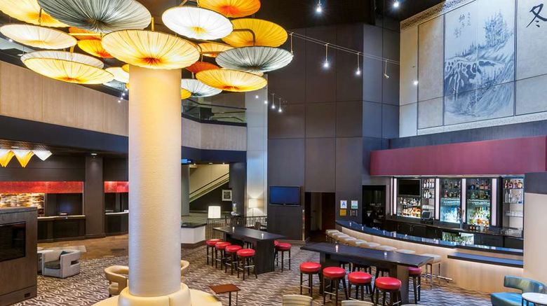 <b>DoubleTree by Hilton Hotel LA Downtown Restaurant</b>. Images powered by <a href="https://iceportal.shijigroup.com/" title="IcePortal" target="_blank">IcePortal</a>.