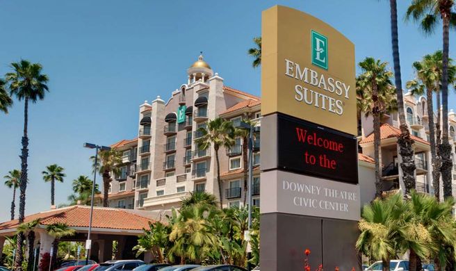 Embassy Suites Los Angeles Downey Exterior