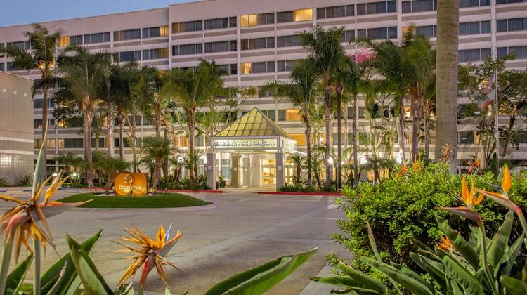 Doubletree by Hilton LAX-El Segundo Exterior