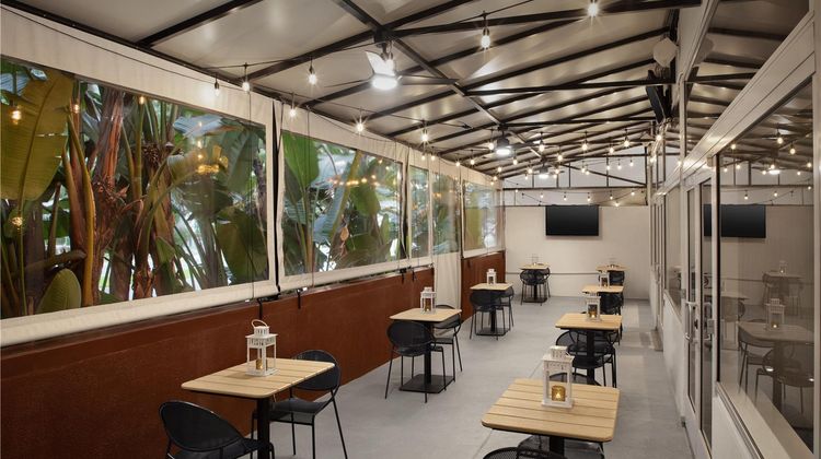 Doubletree by Hilton LAX-El Segundo Restaurant