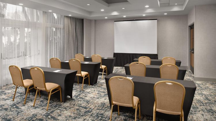 Doubletree by Hilton LAX-El Segundo Meeting