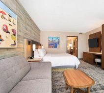 Embassy Suites Anaheim South Room