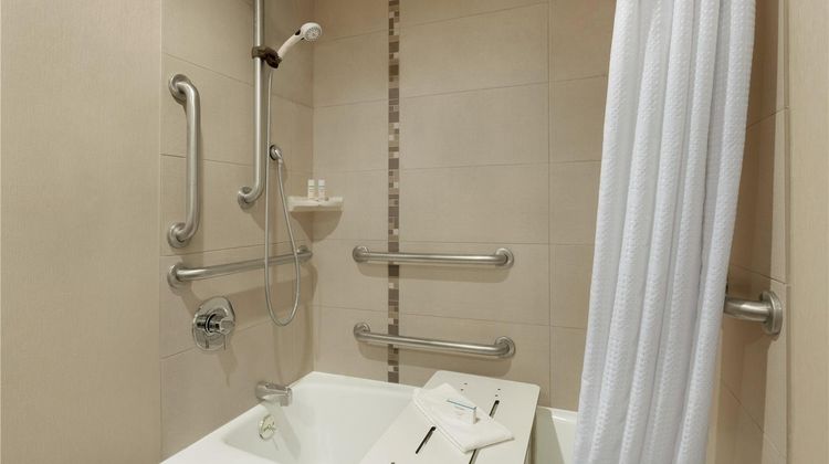 Embassy Suites Arcadia - Pasadena Area Room