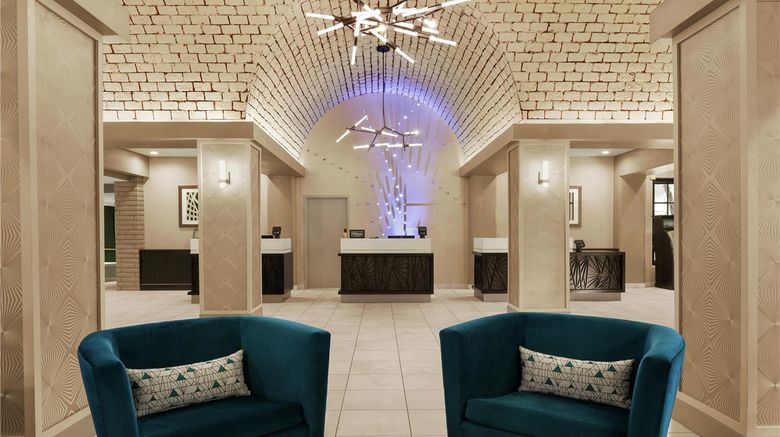 <b>Embassy Suites Arcadia - Pasadena Area Lobby</b>. Images powered by <a href="https://iceportal.shijigroup.com/" title="IcePortal" target="_blank">IcePortal</a>.