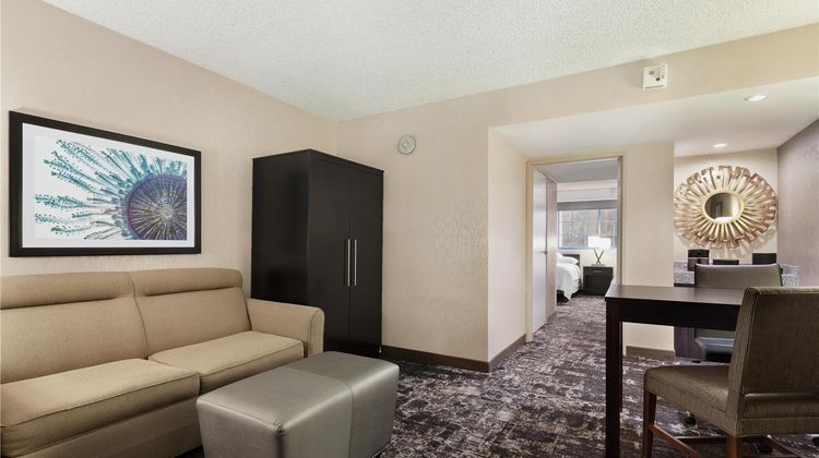Embassy Suites Arcadia - Pasadena Area Room