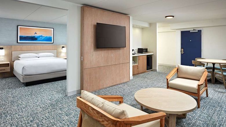 <b>Hotel MdR - A Doubletree by Hilton Hotel Room</b>. Images powered by <a href="https://iceportal.shijigroup.com/" title="IcePortal" target="_blank">IcePortal</a>.