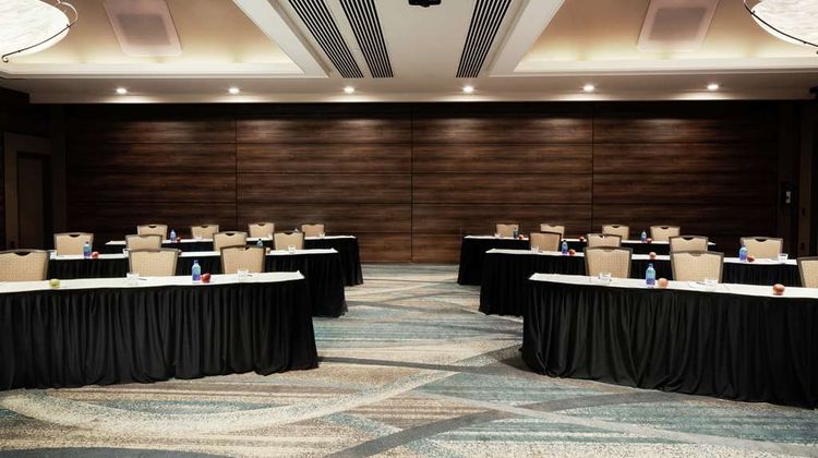 Doubletree Hotel by Hilton Monrovia Meeting