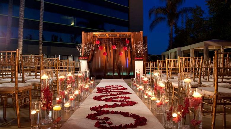 <b>Doubletree Hotel by Hilton Monrovia Pool</b>. Images powered by <a href="https://iceportal.shijigroup.com/" title="IcePortal" target="_blank">IcePortal</a>.