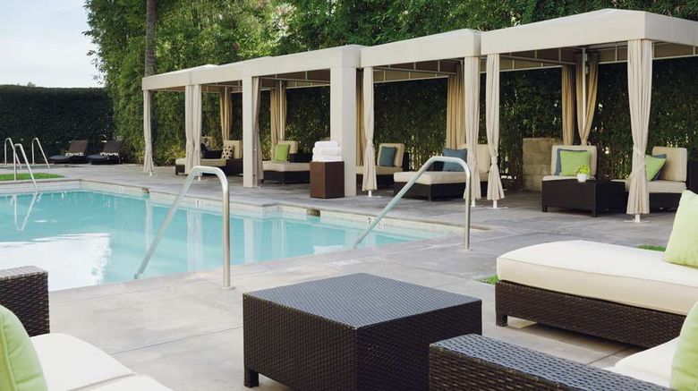 <b>Doubletree Hotel by Hilton Monrovia Pool</b>. Images powered by <a href="https://iceportal.shijigroup.com/" title="IcePortal" target="_blank">IcePortal</a>.