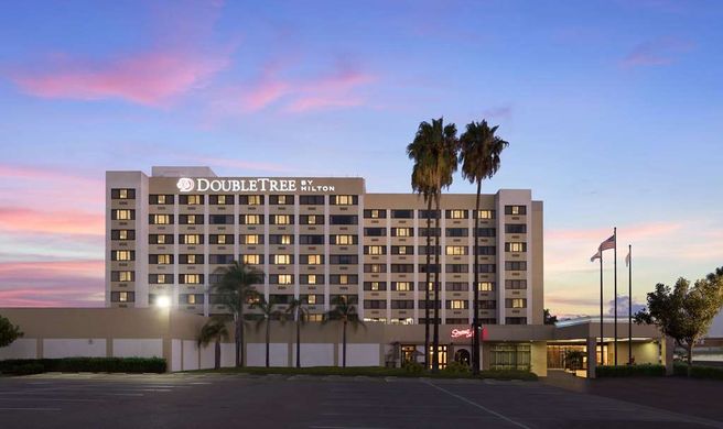 DoubleTree by Hilton Los Angeles-Norwalk Exterior