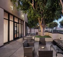 DoubleTree by Hilton Los Angeles-Norwalk Exterior
