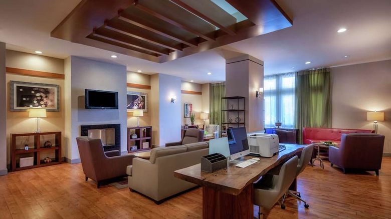 <b>DoubleTree by Hilton Los Angeles-Norwalk Lobby</b>. Images powered by <a href="https://iceportal.shijigroup.com/" title="IcePortal" target="_blank">IcePortal</a>.