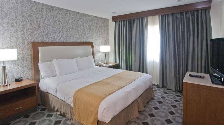 <b>DoubleTree Hotel Los Angeles - Rosemead Room</b>. Images powered by <a href="https://iceportal.shijigroup.com/" title="IcePortal" target="_blank">IcePortal</a>.