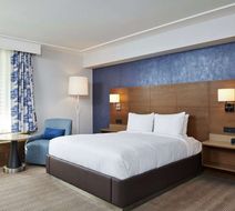 Doubletree Hotel Torrance/South Bay Room