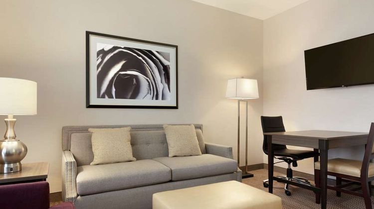 Embassy Suites Temecula Room