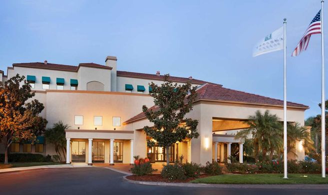 Embassy Suites Temecula Exterior