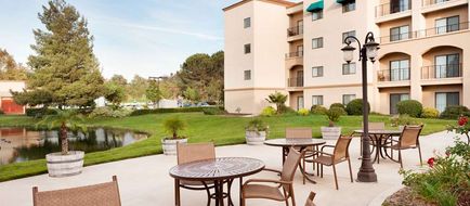 Embassy Suites Temecula Exterior