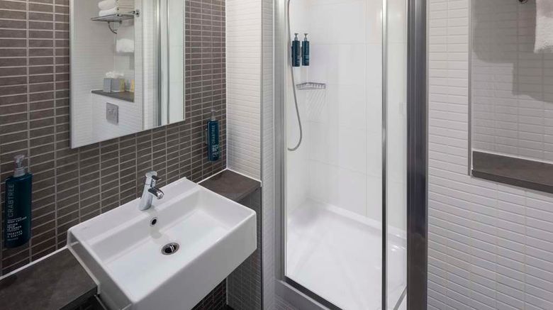 <b>DoubleTree by Hilton Leeds City Centre Other</b>. Images powered by <a href="https://iceportal.shijigroup.com/" title="IcePortal" target="_blank">IcePortal</a>.