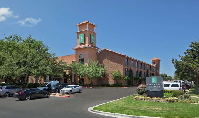 Embassy Suites Lubbock Exterior