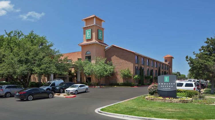 Embassy Suites Lubbock Exterior