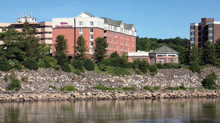 Hilton Garden Inn Auburn Riverwatch Exterior