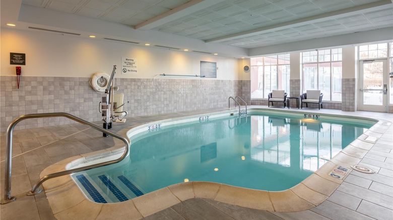 <b>Hilton Garden Inn Auburn Riverwatch Pool</b>. Images powered by <a href="https://iceportal.shijigroup.com/" title="IcePortal" target="_blank">IcePortal</a>.