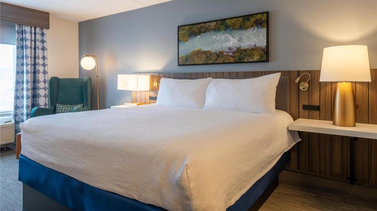 Hilton Garden Inn Auburn Riverwatch Room