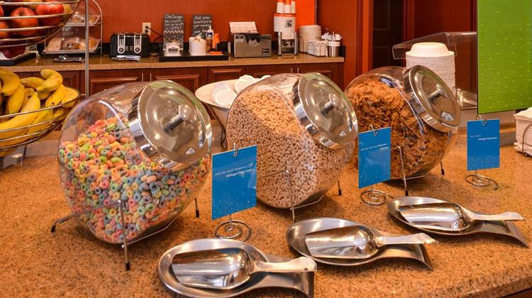 Hampton Inn Litchfield Restaurant