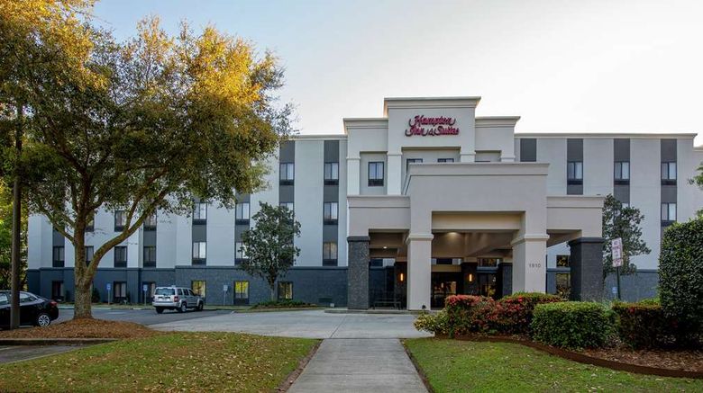 <b>Hampton Inn & Suites Lafayette Exterior</b>. Images powered by <a href="https://iceportal.shijigroup.com/" title="IcePortal" target="_blank">IcePortal</a>.