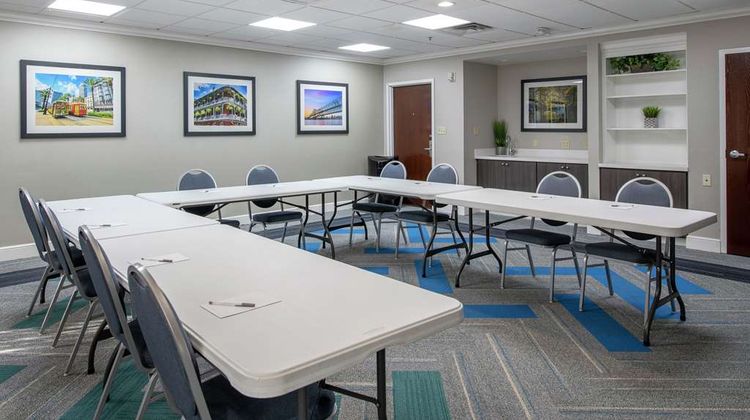 Hampton Inn & Suites Lafayette Meeting