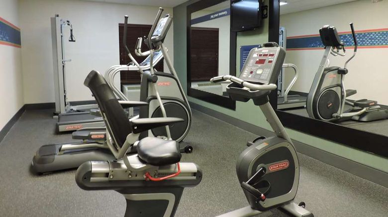 <b>Hampton Inn Lafayette Health</b>. Images powered by <a href="https://iceportal.shijigroup.com/" title="IcePortal" target="_blank">IcePortal</a>.