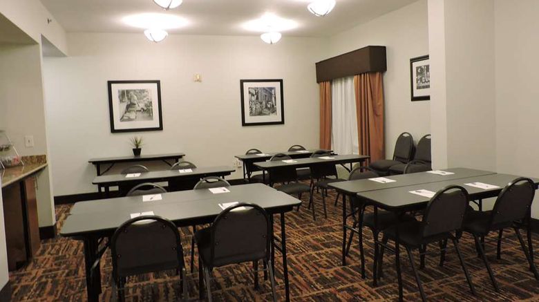 <b>Hampton Inn Lafayette Meeting</b>. Images powered by <a href="https://iceportal.shijigroup.com/" title="IcePortal" target="_blank">IcePortal</a>.
