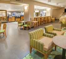 Hampton Inn Lafayette Lobby