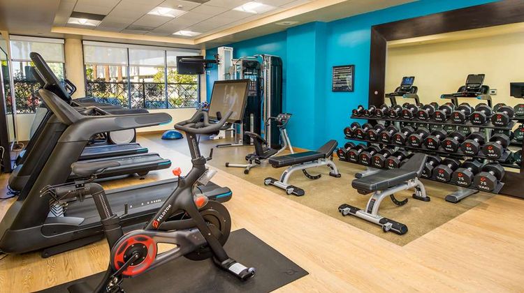 DoubleTree by Hilton Hotel Carson Health