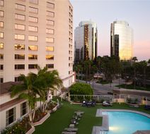 Hilton Long Beach Exterior