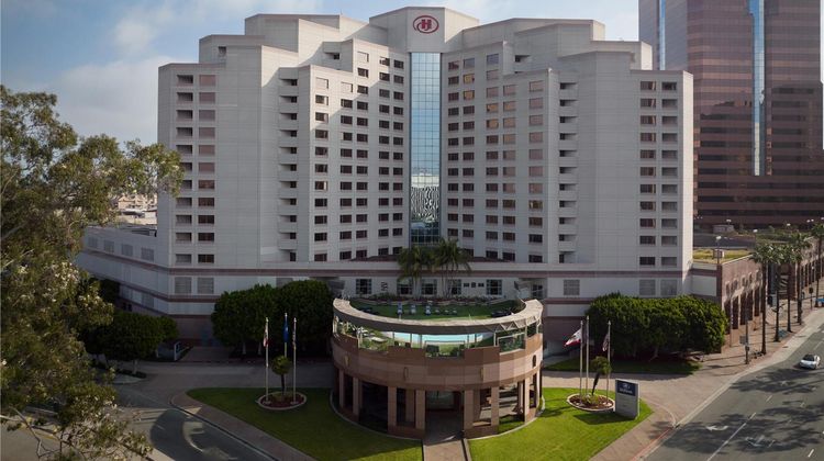 Hilton Long Beach Exterior