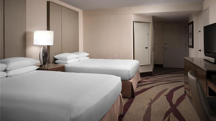Hilton Long Beach Room
