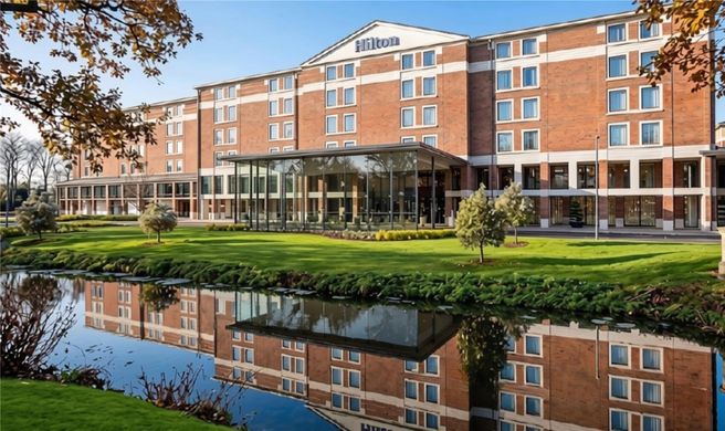 Hilton London Heathrow Terminal 5 Exterior